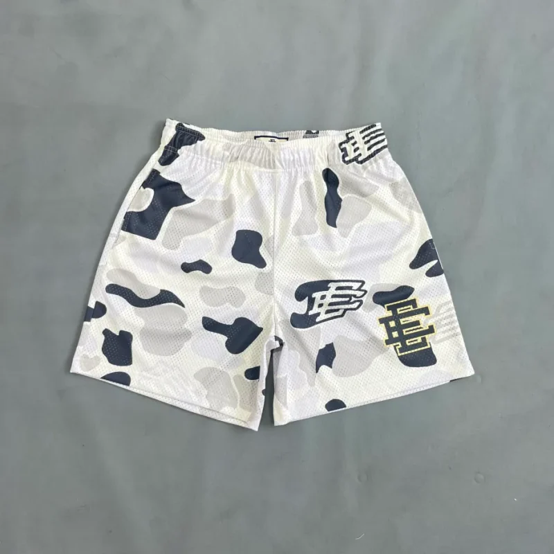 EE Basic short Front white EE Basic short Front white